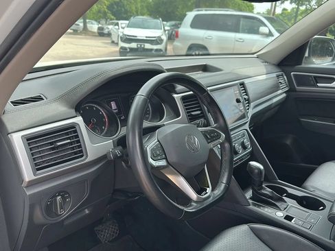 Used 2021 Volkswagen Atlas SE FWD image 14