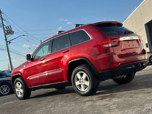 Used 2011 Jeep Grand Cherokee Laredo w/ Security & Convenience Group image 5