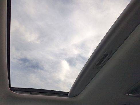 Used 2024 Kia Telluride S w/ S Sunroof Package FWD image 28