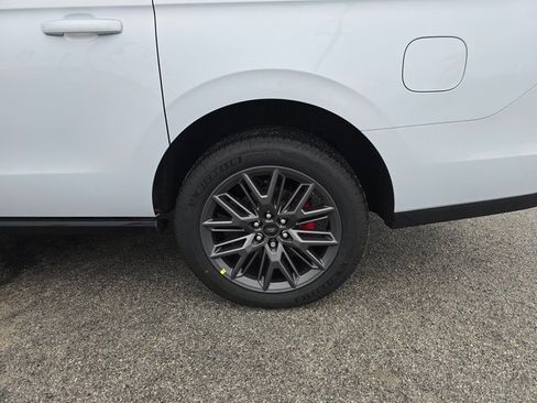 New 2025 Ford Expedition Max Platinum w/ Stealth Performance Package image 13