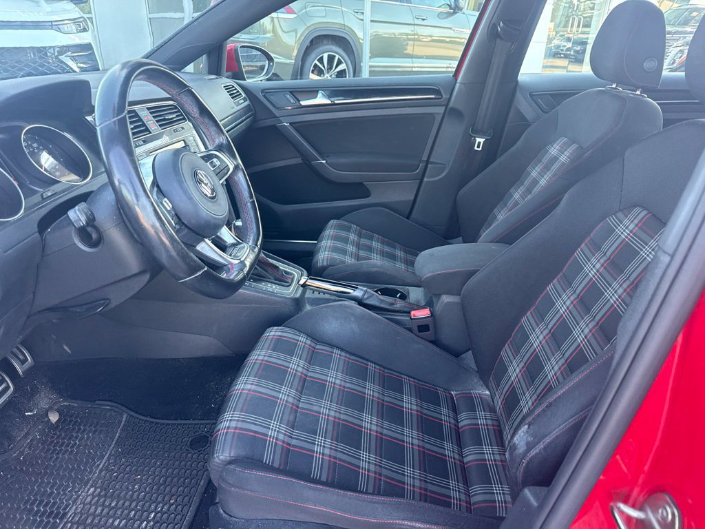 Used 2017 Volkswagen GTI S FWD image 2