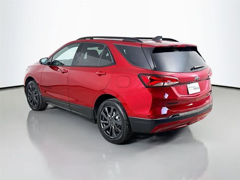 Used 2023 Chevrolet Equinox RS image 6