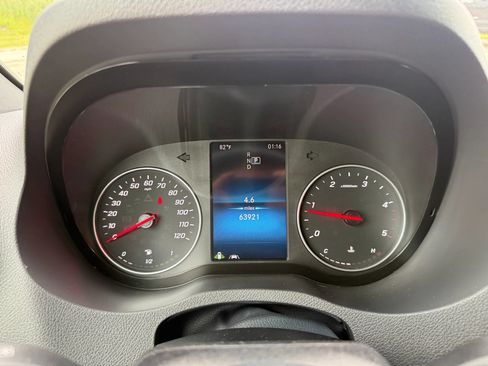 Used 2023 Mercedes-Benz Sprinter 2500 image 22