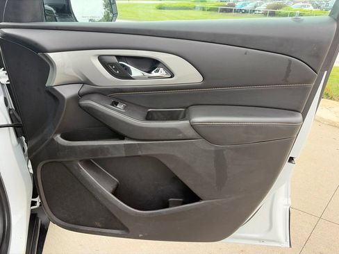 Used 2018 Chevrolet Traverse LT AWD/4WD image 25