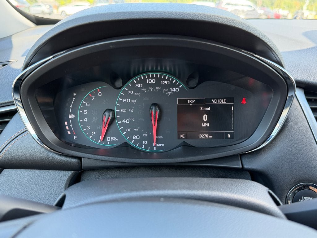 Used 2022 Chevrolet Trax LT w/ LT Convenience Package AWD/4WD image 15