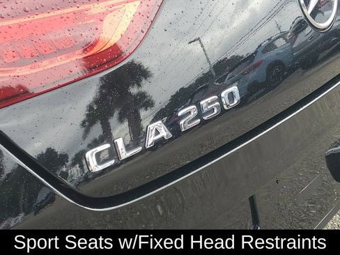 Used 2021 Mercedes-Benz CLA 250 4MATIC image 7