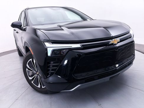 Used 2024 Chevrolet Blazer EV LT AWD/4WD image 7