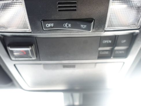 Used 2020 Toyota Tacoma TRD Off-Road AWD/4WD image 56
