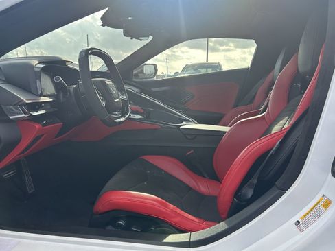 Used 2023 Chevrolet Corvette Z06 w/ Z07 Performance Package image 7