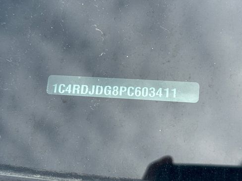 Used 2023 Dodge Durango GT image 8