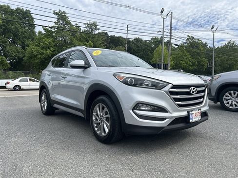 Used 2017 Hyundai Tucson SE w/ SE Popular Package 02 AWD/4WD image 3