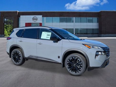 New 2026 Nissan Rogue SV image 7