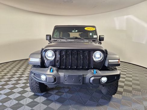 Used 2023 Jeep Wrangler Unlimited w/ Cold Weather Group AWD/4WD image 2