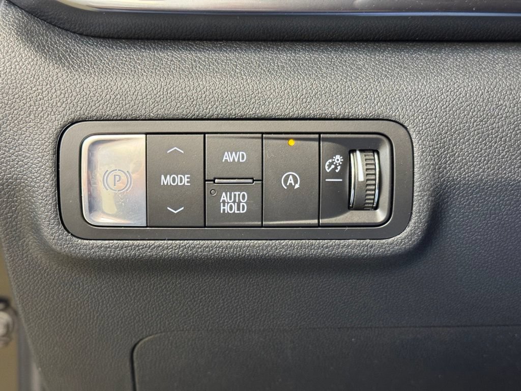New 2026 GMC Terrain AT4 w/ LPO, Floor Liner Package AWD/4WD image 29