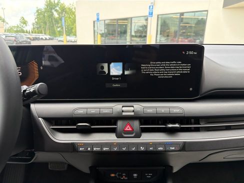 New 2026 Kia K4 FWD image 27