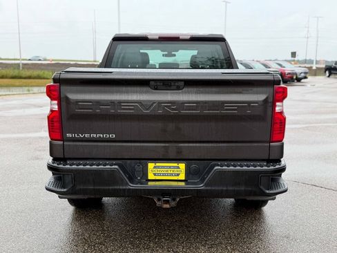 Used 2021 Chevrolet Silverado 1500 W/T w/ Z71 Off-Road Package AWD/4WD image 6