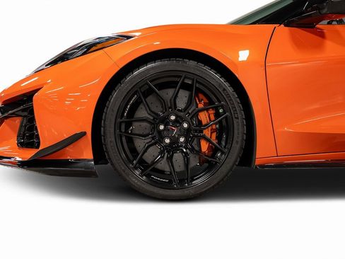 Used 2025 Chevrolet Corvette Z06 w/ Stealth Interior Trim Package image 18