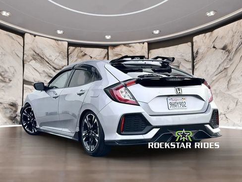 Used 2018 Honda Civic Sport image 4