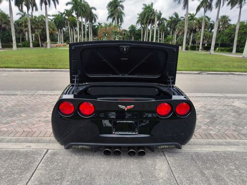 Used 2006 Chevrolet Corvette Convertible w/ Preferred Equipment Group RWD image 56