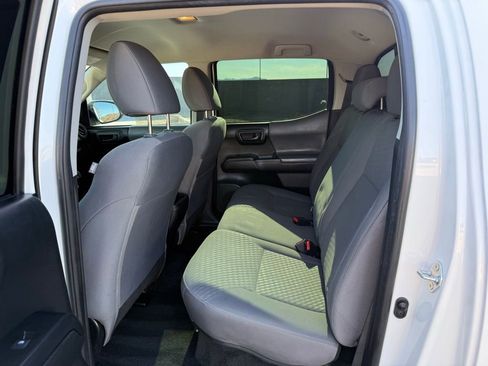 Used 2021 Toyota Tacoma SR image 17