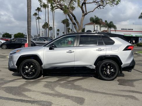 Certified 2023 Toyota RAV4 XSE AWD/4WD image 40