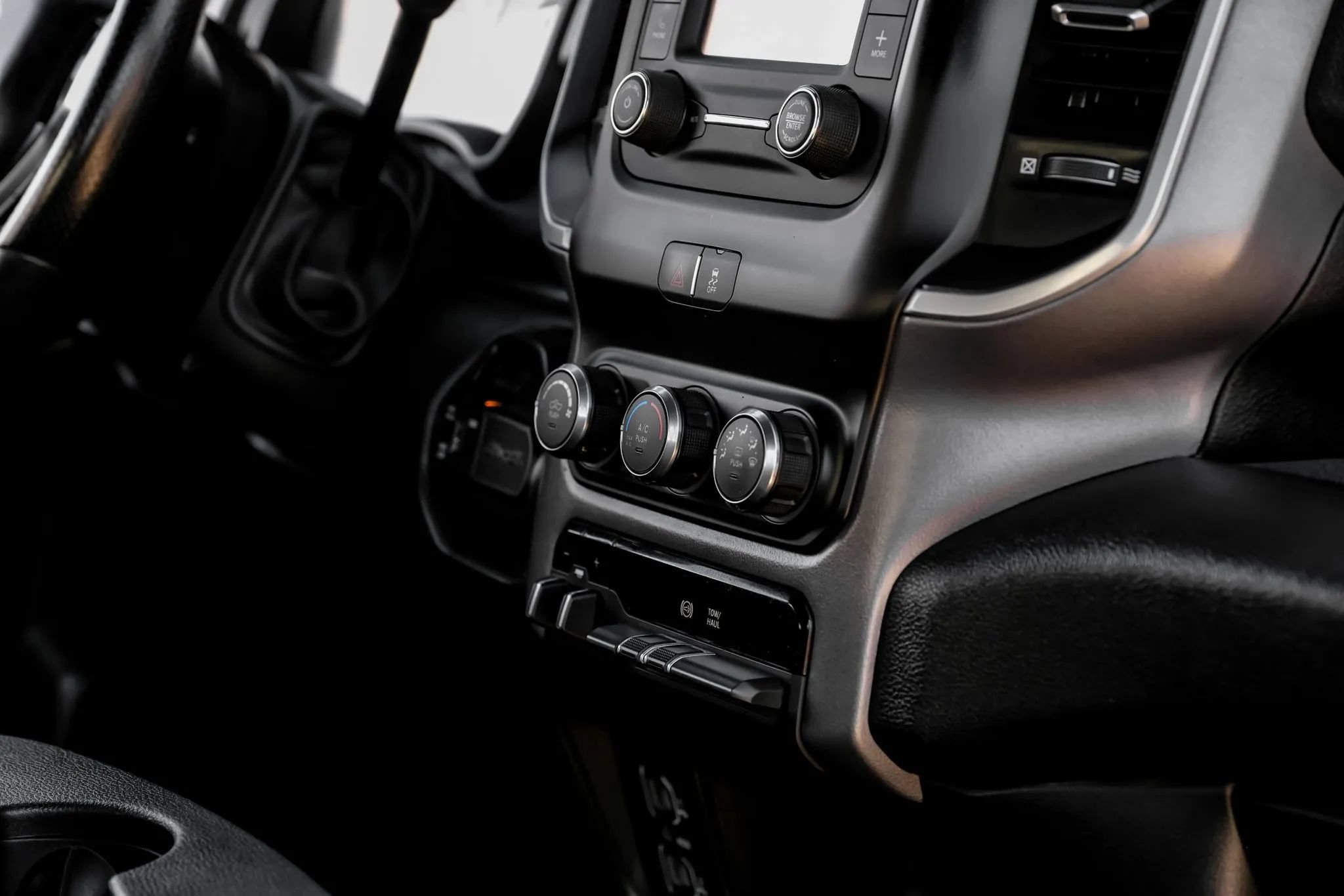 Used 2023 RAM 3500 Big Horn AWD/4WD image 28