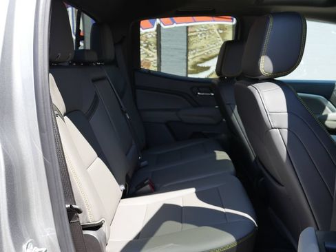 New 2026 Chevrolet Colorado ZR2 w/ Technology Package AWD/4WD image 13