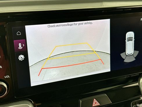 Used 2023 Kia Sorento SX image 14