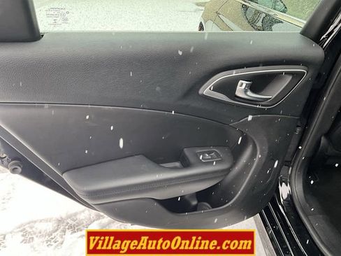 Used 2015 Chrysler 200 C w/ Navigation & Sound Group I image 18