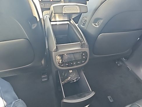 New 2026 Hyundai Ioniq 9 Limited image 39