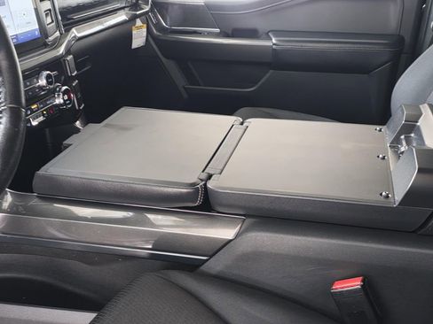 Used 2021 Ford F150 XLT w/ Equipment Group 302A High image 9