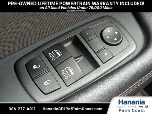 Used 2022 Dodge Challenger SXT RWD image 21