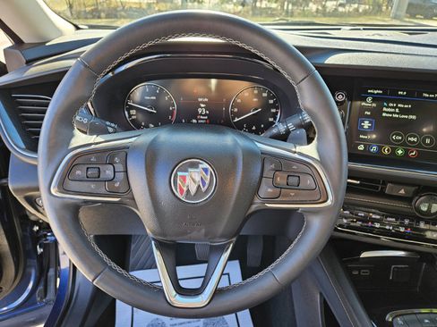 Used 2022 Buick Envision Preferred image 24