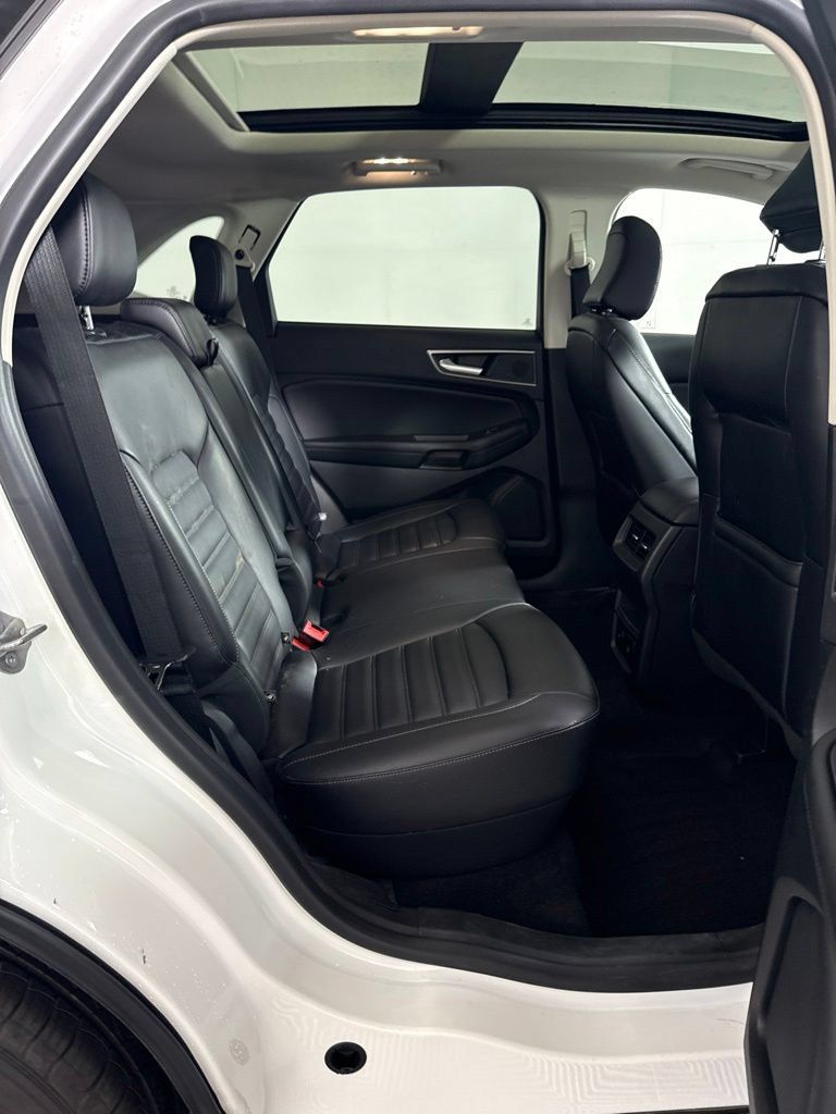Used 2024 Ford Edge SEL w/ Convenience Package AWD/4WD image 18