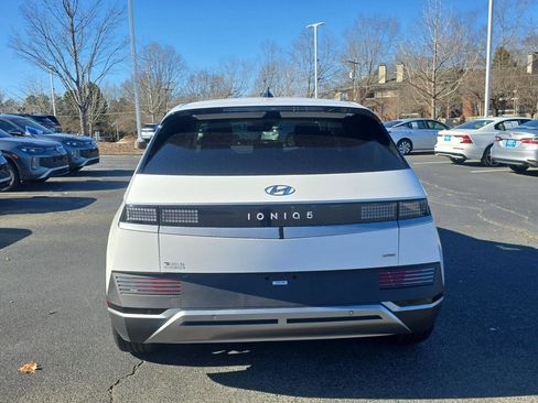 Used 2024 Hyundai Ioniq 5 SEL image 6