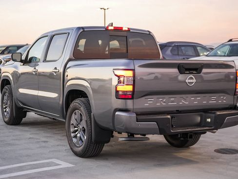 New 2026 Nissan Frontier SV w/ Tow Package RWD image 8