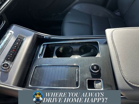 New 2026 Lincoln Aviator Premiere image 16