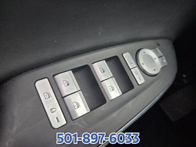 Used 2025 Genesis GV70 2.5T AWD/4WD image 33
