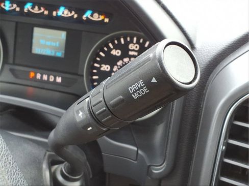 Used 2018 Ford F150 XLT image 9