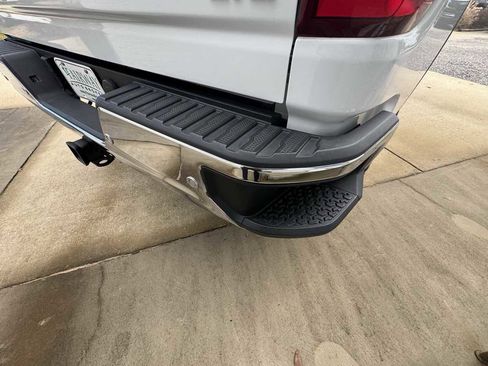 Used 2020 Chevrolet Silverado 2500 LTZ w/ LTZ Premium Package image 22