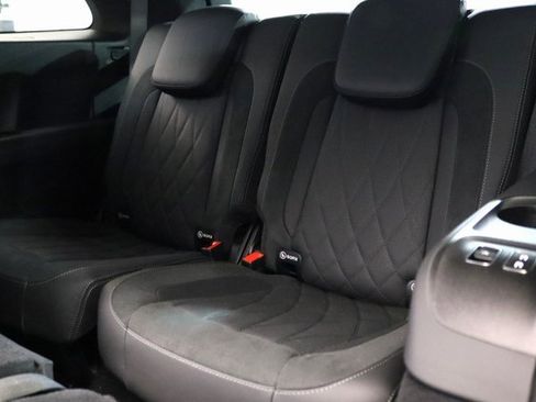 Used 2024 Mercedes-Benz GLS 63 AMG GLS 63 AMG w/ Acoustic Comfort Package image 17