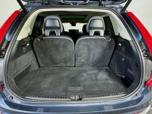 Used 2023 Volvo XC90 B6 Plus image 30