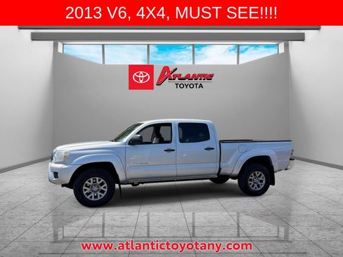 Used 2013 Toyota Tacoma 4x4 Double Cab w/ SR5 Pkg image 4