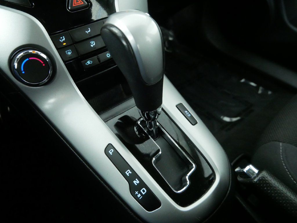 Used 2014 Chevrolet Cruze LT w/ RS Package FWD image 30