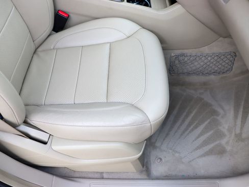 Used 2015 Mercedes-Benz ML 350 2WD w/ Premium 1 Package image 22