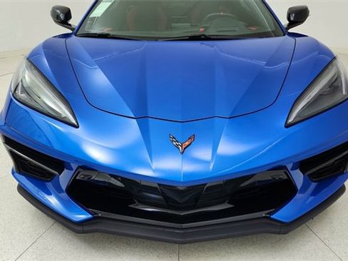 Used 2021 Chevrolet Corvette Stingray Preferred Cpe w/ Z51 Performance Package image 8