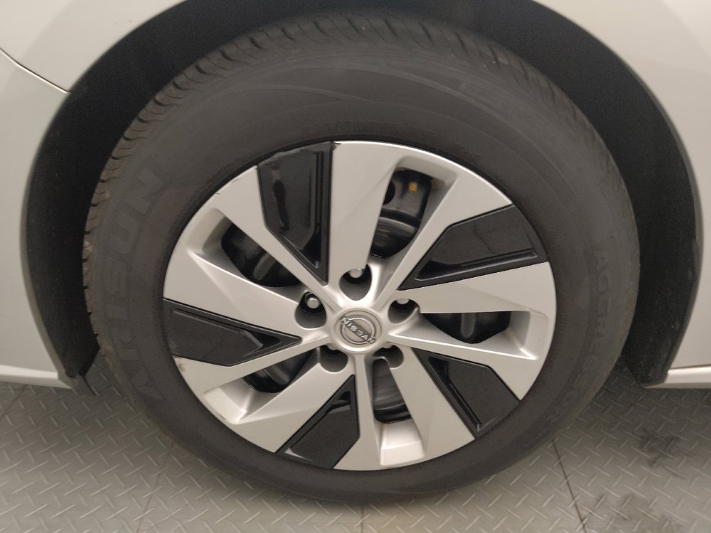 Used 2024 Nissan Altima 2.5 S FWD image 31