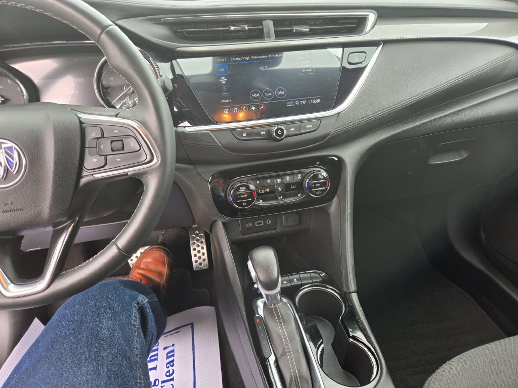 Used 2023 Buick Encore GX Select w/ Sport Touring Package FWD image 9