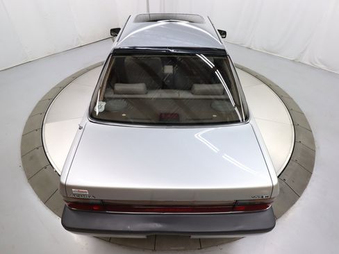 Used 1987 Acura Legend L image 54