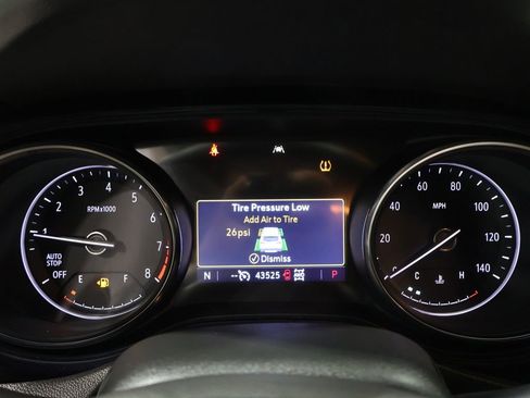Used 2023 Buick Encore GX Select w/ Safety Package II AWD/4WD image 39